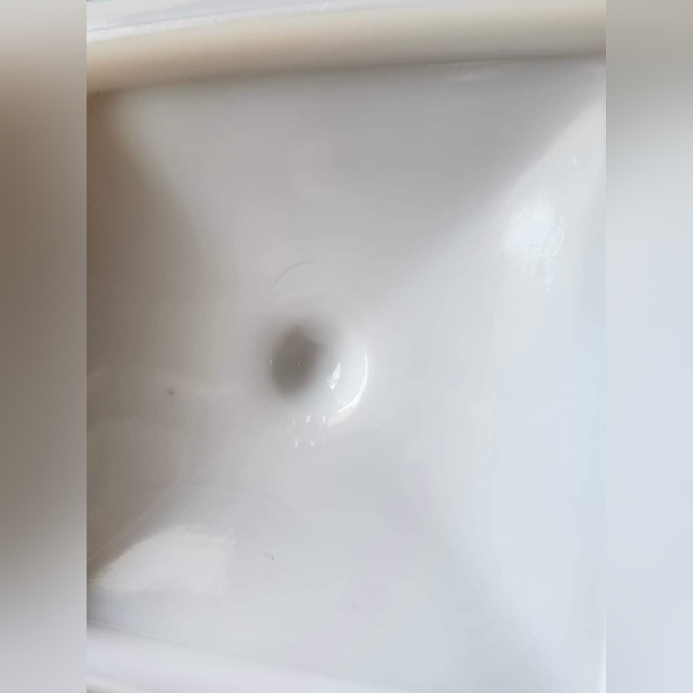 1940-50's Westmoreland 'Old Quilt' lidded compote/honey box milk glass - Picture 6 of 8